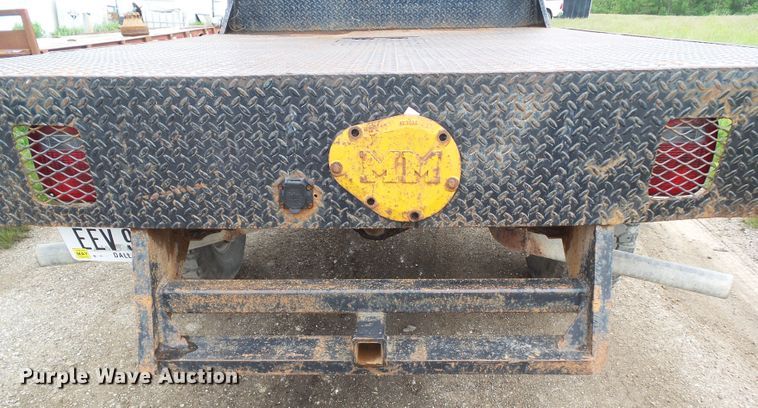 image for item GX9080 1979 Ford F250  flatbed pickup truck