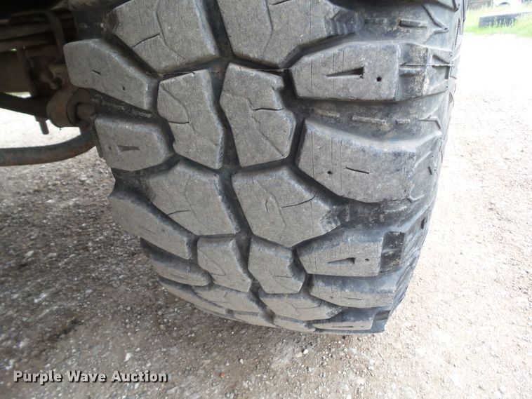 image for item GX9080 1979 Ford F250  flatbed pickup truck