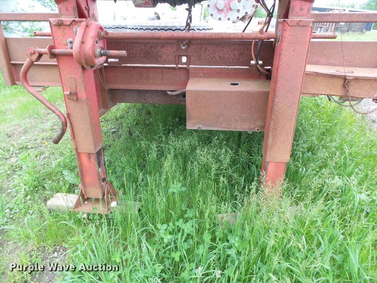 image for item GX9082 1988 Maclander GF8 equipment trailer