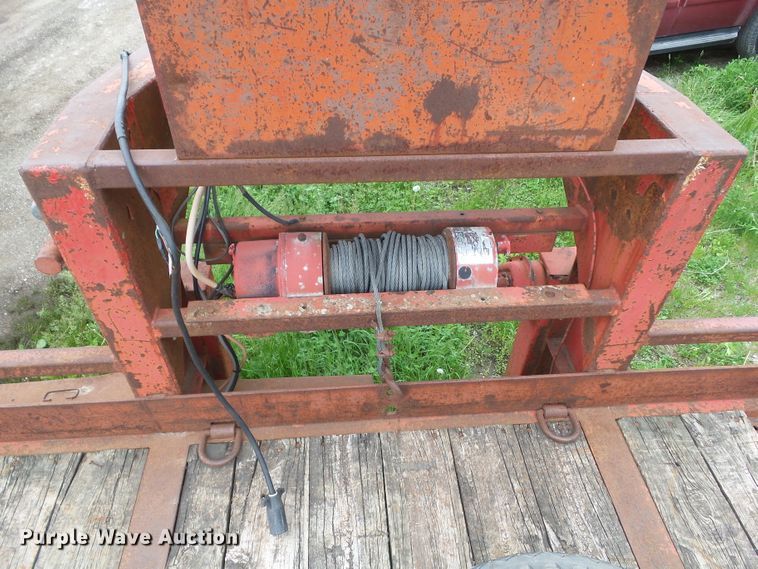 image for item GX9082 1988 Maclander GF8 equipment trailer