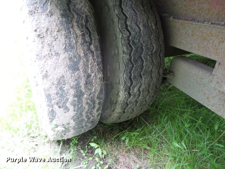 image for item GX9082 1988 Maclander GF8 equipment trailer