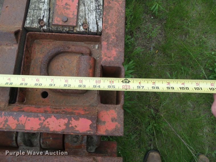 image for item GX9082 1988 Maclander GF8 equipment trailer