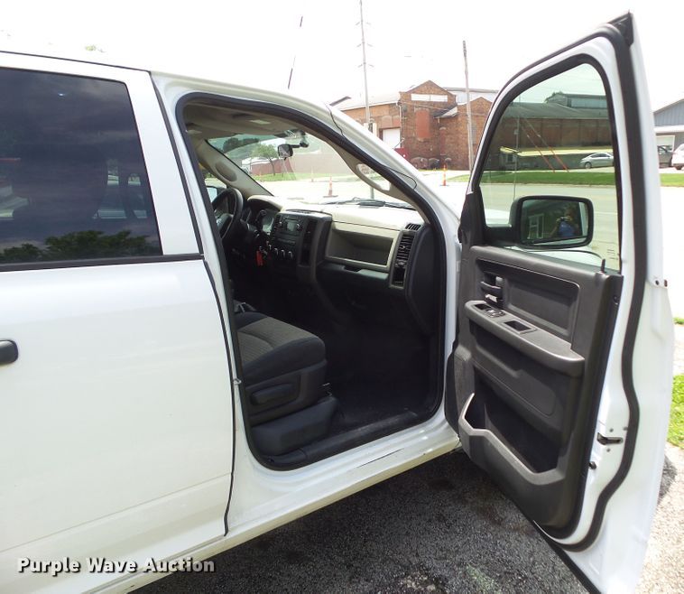 image for item GX9085 2012 Dodge Ram 1500 ST  Quad Cab pickup truck