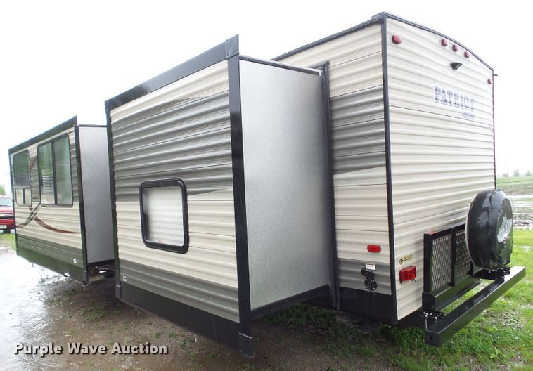 image for item GX9090 2016 Forester Patriot Limited Edition 304BS  camper