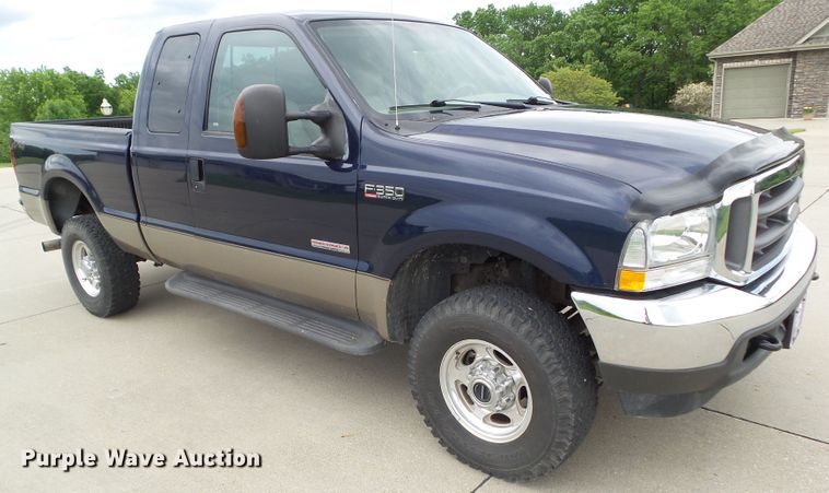 image for item GX9091 2004 Ford F350 Super Duty  SuperCab pickup truck