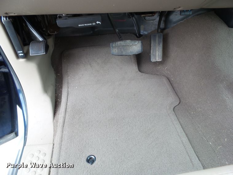 image for item GX9091 2004 Ford F350 Super Duty  SuperCab pickup truck