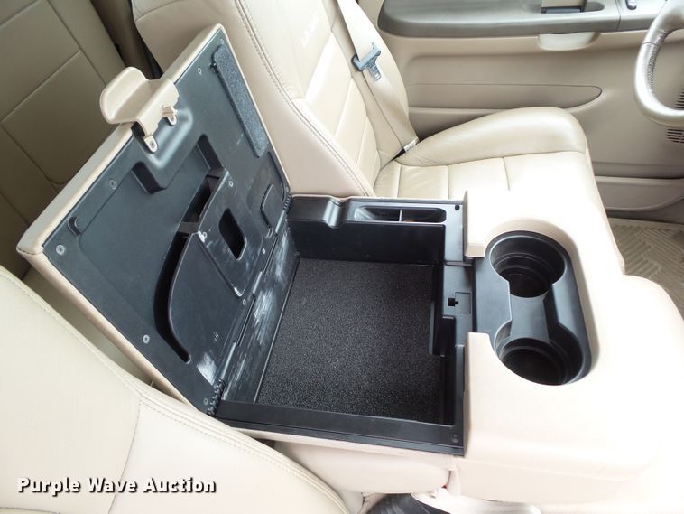 image for item GX9091 2004 Ford F350 Super Duty  SuperCab pickup truck