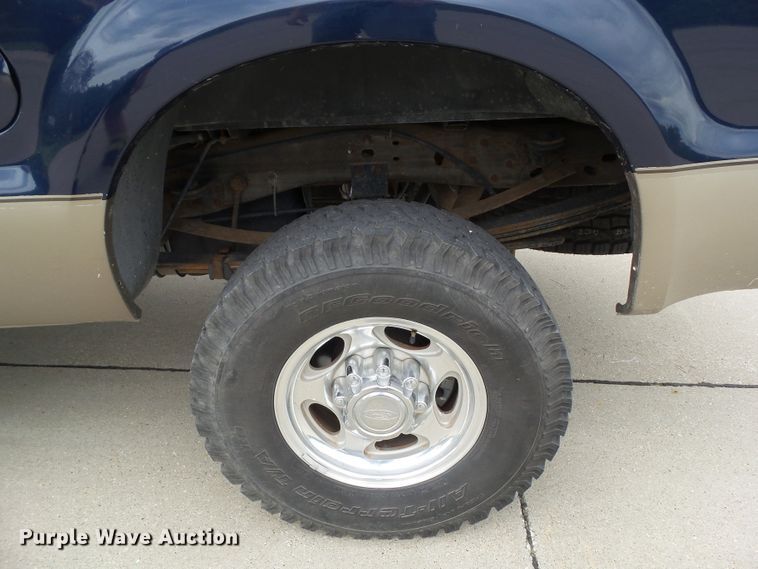 image for item GX9091 2004 Ford F350 Super Duty  SuperCab pickup truck