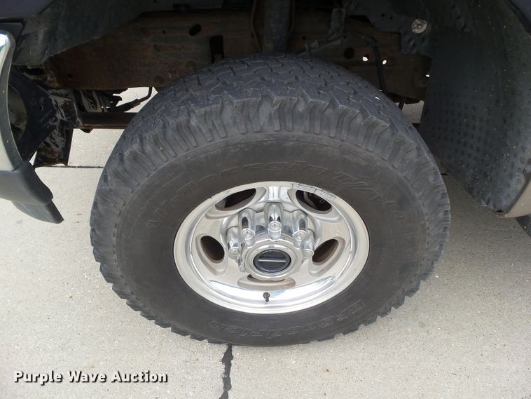 image for item GX9091 2004 Ford F350 Super Duty  SuperCab pickup truck