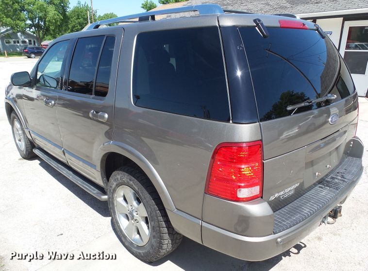 image for item GX9097 2003 Ford Explorer Limited  SUV