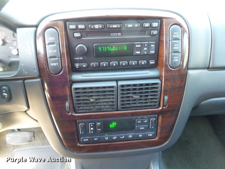 image for item GX9097 2003 Ford Explorer Limited  SUV