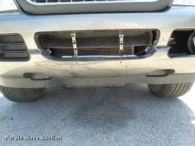 image for item GX9097 2003 Ford Explorer Limited  SUV