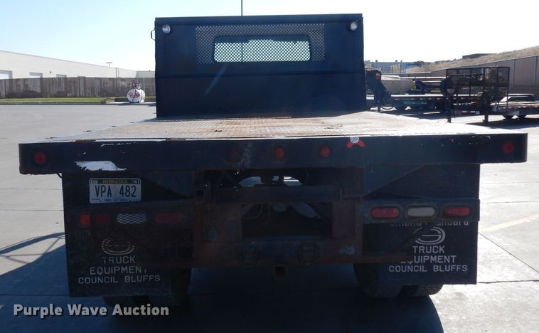 image for item GY9053 1999 International 4700 dump flatbed truck