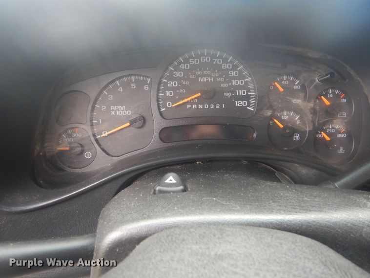 image for item GY9877 2006 Chevrolet Silverado 2500HD  Crew Cab pickup truck