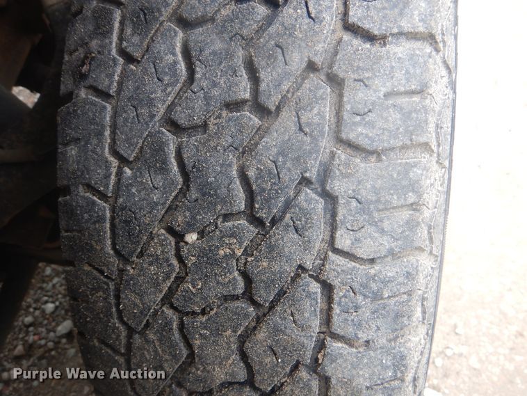 image for item GY9877 2006 Chevrolet Silverado 2500HD  Crew Cab pickup truck