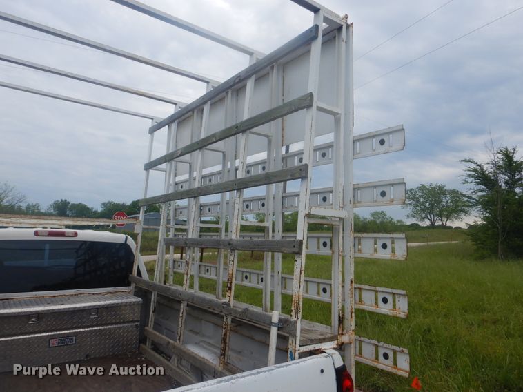 image for item GY9877 2006 Chevrolet Silverado 2500HD  Crew Cab pickup truck