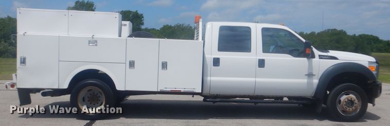 image for item GY9878 2013 Ford F550 Super Duty  Crew Cab utility bed truck