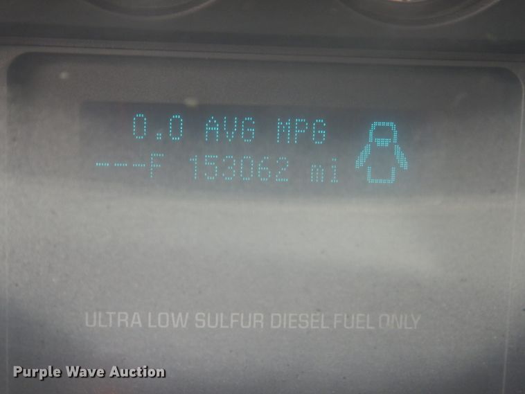 image for item GY9878 2013 Ford F550 Super Duty  Crew Cab utility bed truck