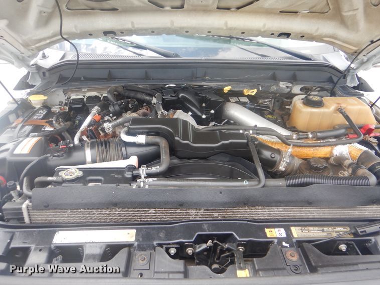 image for item GY9878 2013 Ford F550 Super Duty  Crew Cab utility bed truck