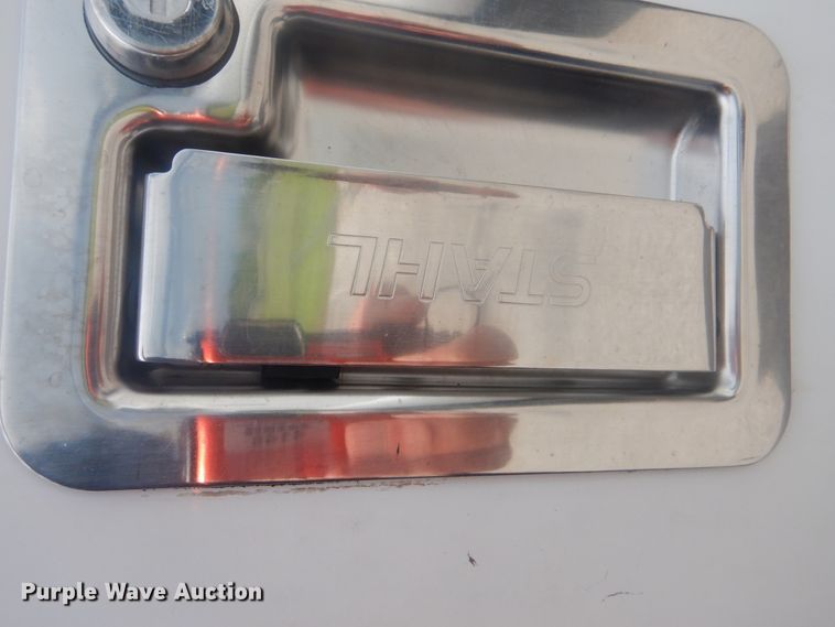 image for item GY9878 2013 Ford F550 Super Duty  Crew Cab utility bed truck