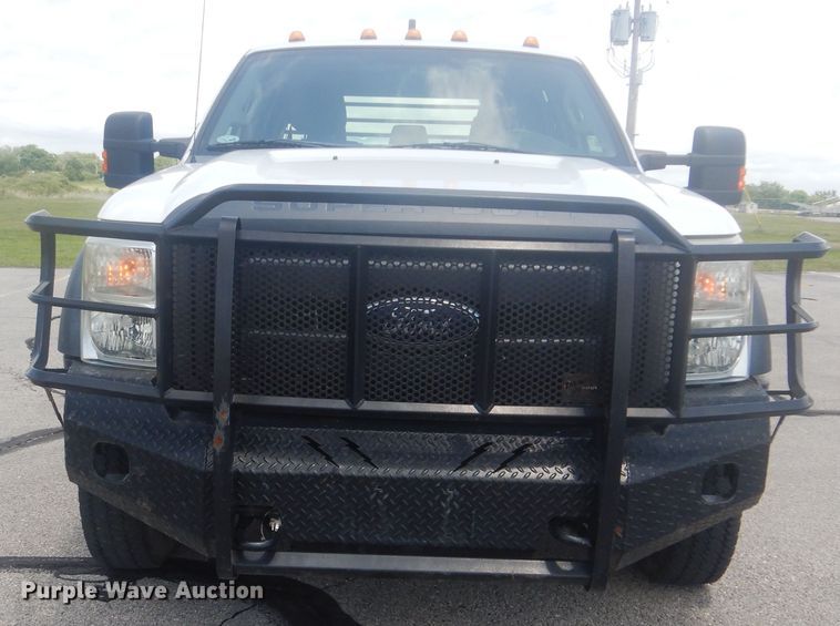 image for item GY9880 2012 Ford F550 Super Duty  flatbed truck