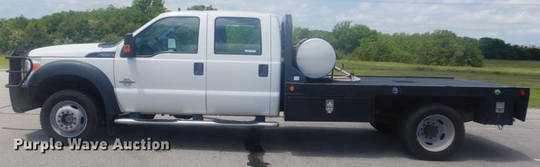 image for item GY9880 2012 Ford F550 Super Duty  flatbed truck