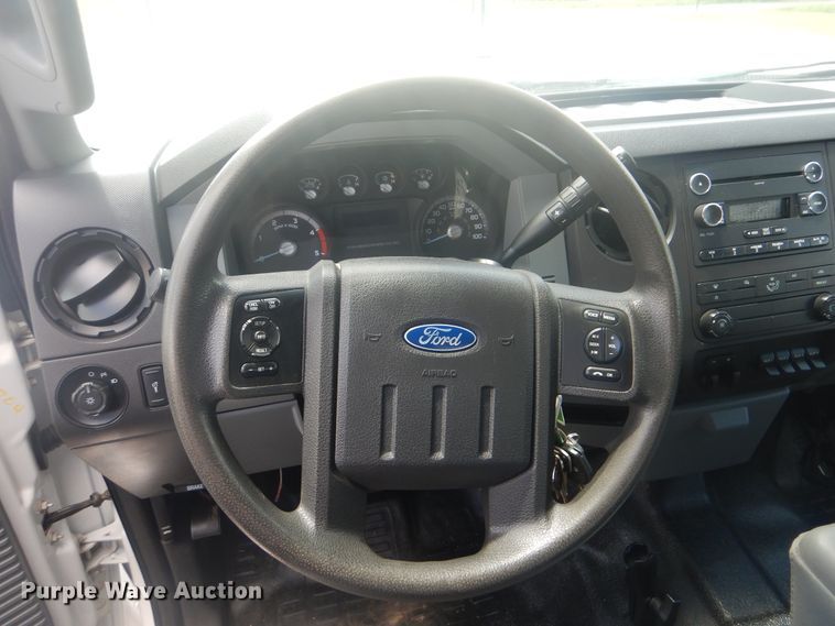 image for item GY9880 2012 Ford F550 Super Duty  flatbed truck