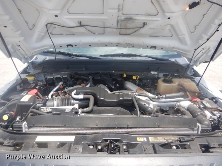 image for item GY9880 2012 Ford F550 Super Duty  flatbed truck