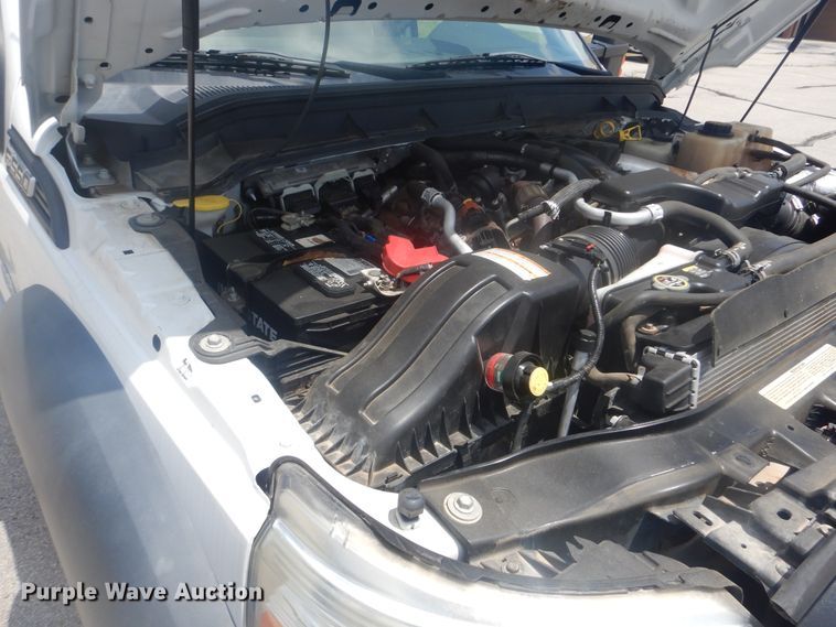 image for item GY9880 2012 Ford F550 Super Duty  flatbed truck