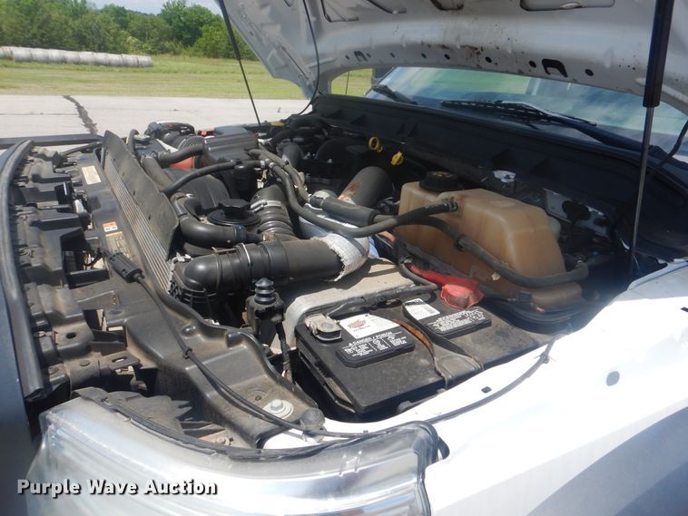 image for item GY9880 2012 Ford F550 Super Duty  flatbed truck