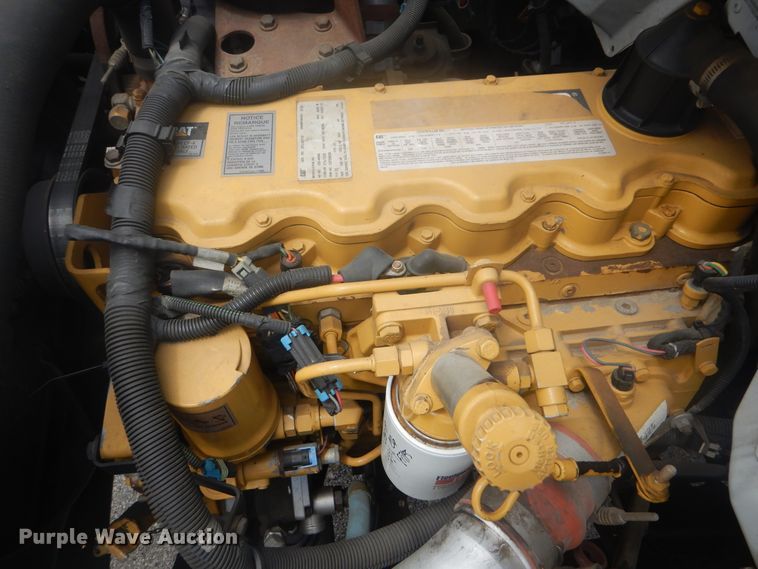 image for item GY9881 2000 Chevrolet C6500  flatbed truck