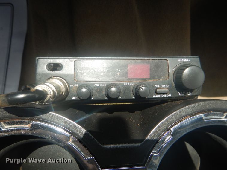 image for item GY9882 2008 Ford F350 Super Duty  Crew Cab bale bed pickup truck