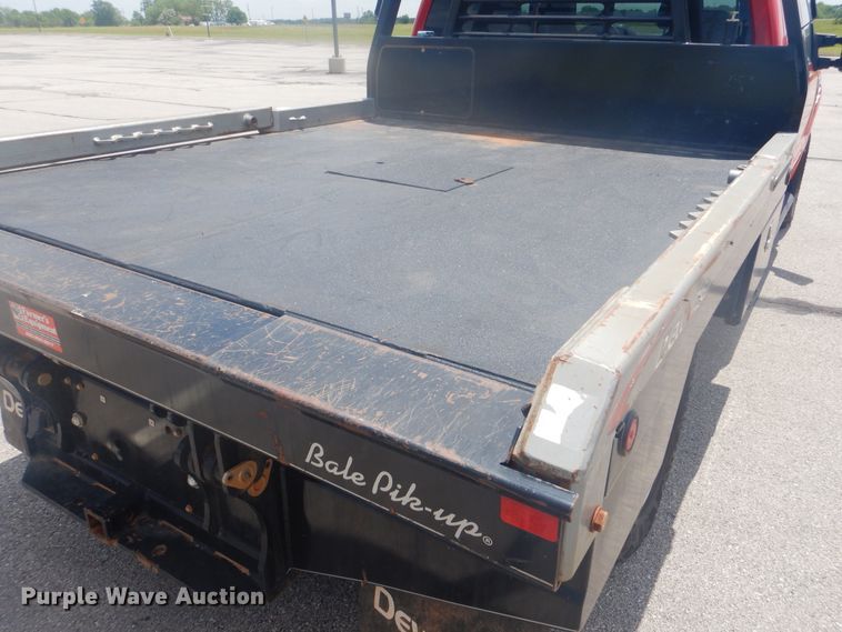 image for item GY9882 2008 Ford F350 Super Duty  Crew Cab bale bed pickup truck