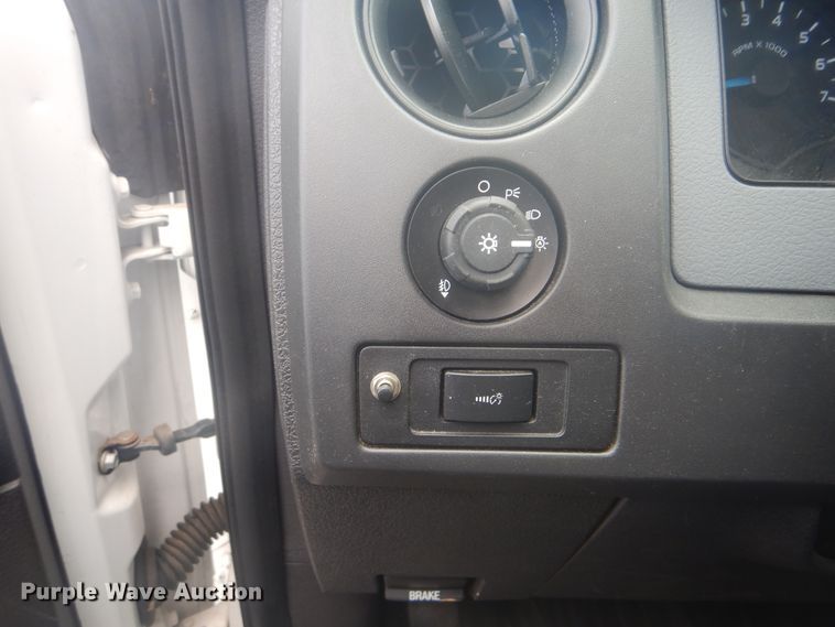 image for item GY9884 2013 Ford F150  SuperCab pickup truck