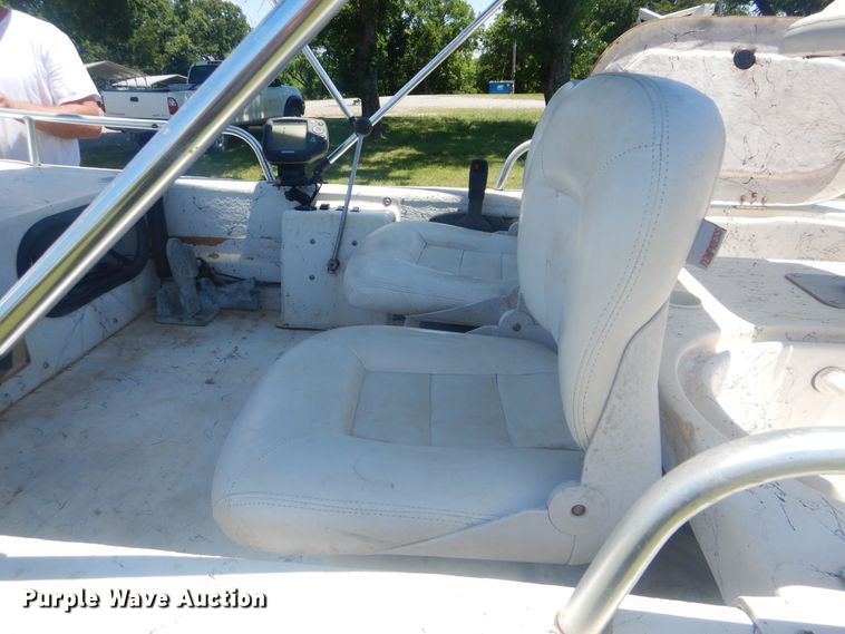 image for item GY9897 2003 Carolina Skiff J12  boat