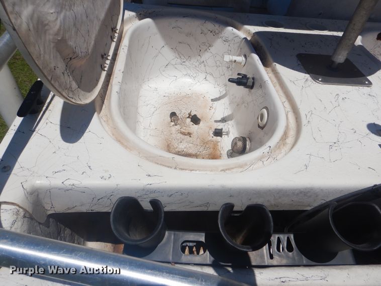 image for item GY9897 2003 Carolina Skiff J12  boat