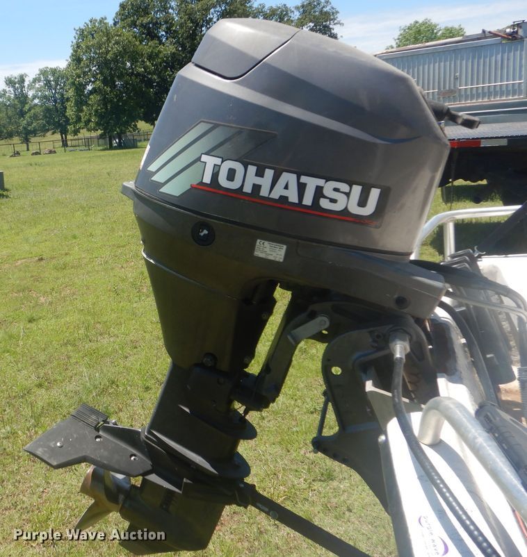 image for item GY9897 2003 Carolina Skiff J12  boat