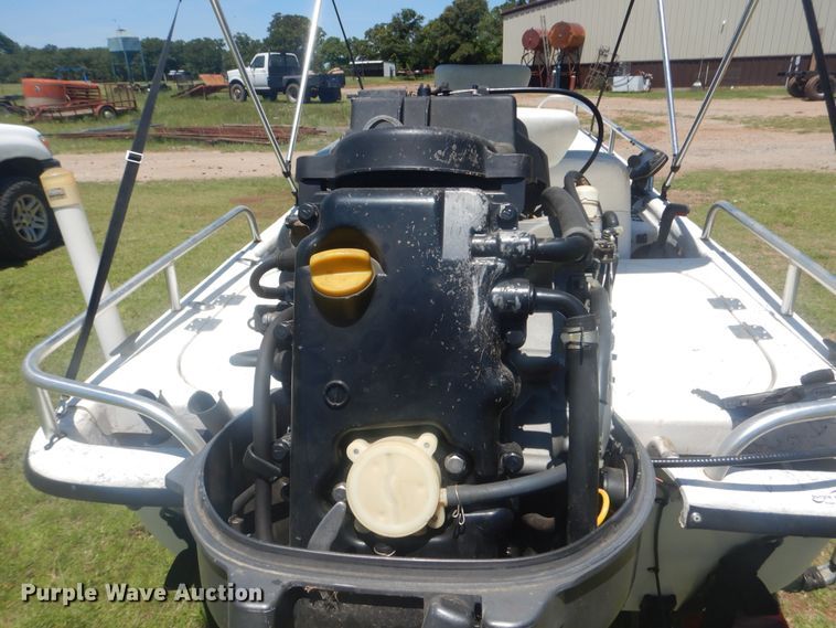 image for item GY9897 2003 Carolina Skiff J12  boat