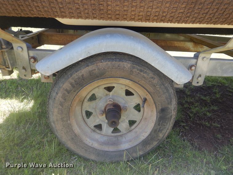 image for item GY9897 2003 Carolina Skiff J12  boat