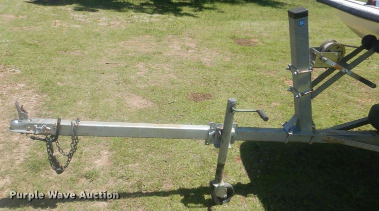 image for item GY9897 2003 Carolina Skiff J12  boat