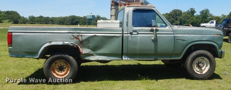 image for item GY9900 1981 Ford F250 Ranger  pickup truck