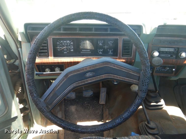 image for item GY9900 1981 Ford F250 Ranger  pickup truck