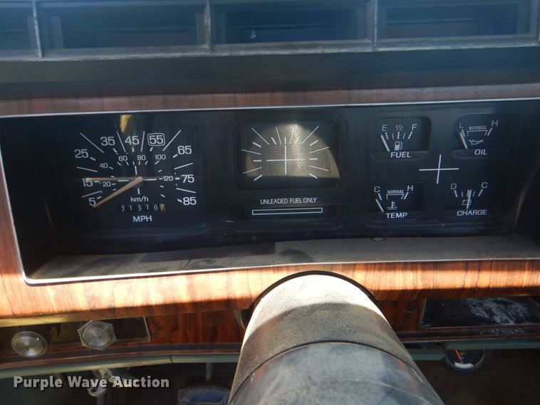 image for item GY9900 1981 Ford F250 Ranger  pickup truck