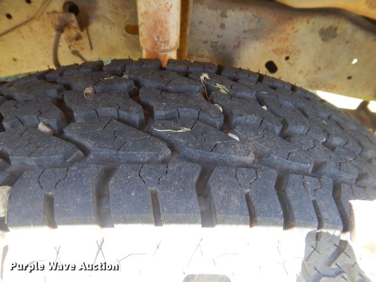 image for item GY9900 1981 Ford F250 Ranger  pickup truck