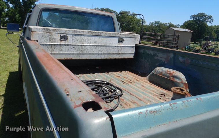 image for item GY9900 1981 Ford F250 Ranger  pickup truck