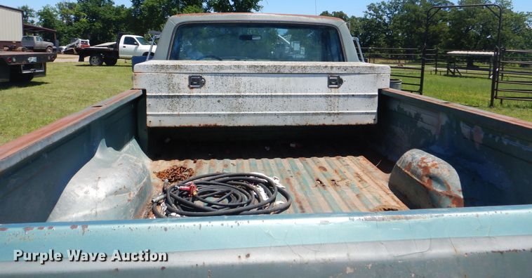 image for item GY9900 1981 Ford F250 Ranger  pickup truck