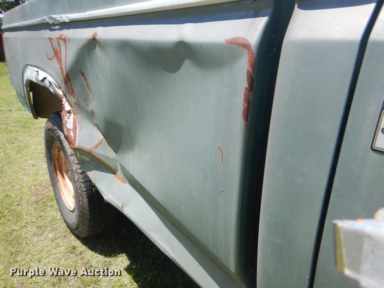 image for item GY9900 1981 Ford F250 Ranger  pickup truck