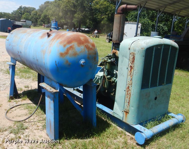 image for item GY9903 Detroit Diesel four cylinder diesel engine