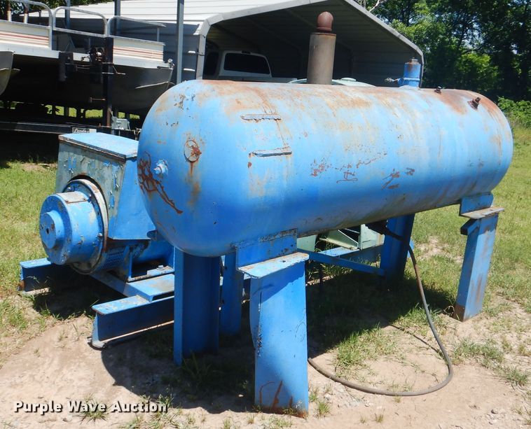 image for item GY9903 Detroit Diesel four cylinder diesel engine