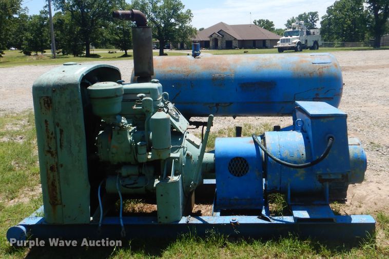 image for item GY9903 Detroit Diesel four cylinder diesel engine